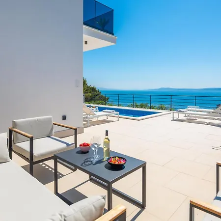 Villa Luxury Aurora By The Sea