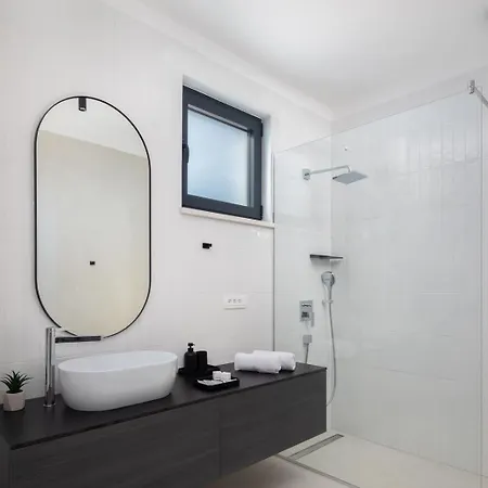 Villa Luxury Aurora By The Sea *