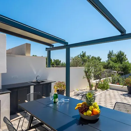 Villa Luxury Aurora By The Sea